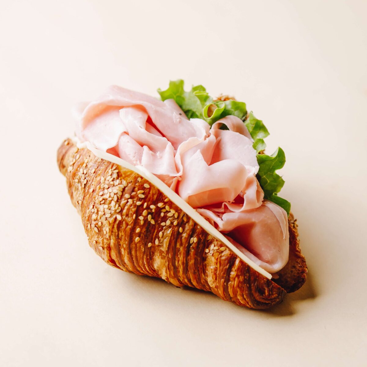 Croissant salato farcito